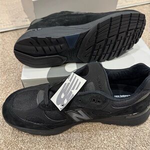 NWT New Balance Men's 992 Classics Sneakers